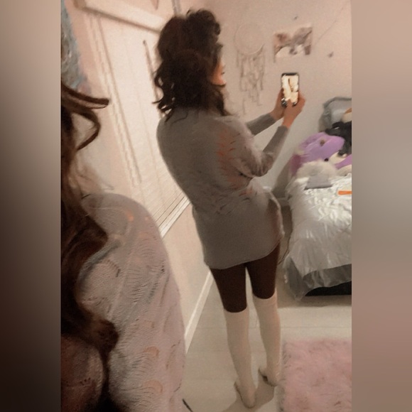 Sweaters - Grey Sweater